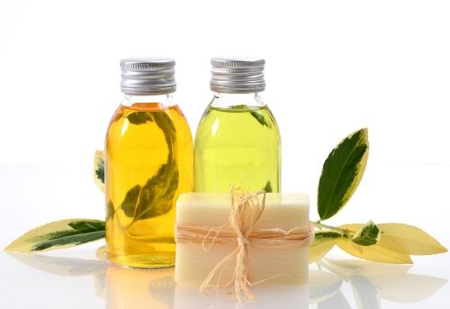 Các loại tinh dầu tốt nhất cho trẻ sơ sinh