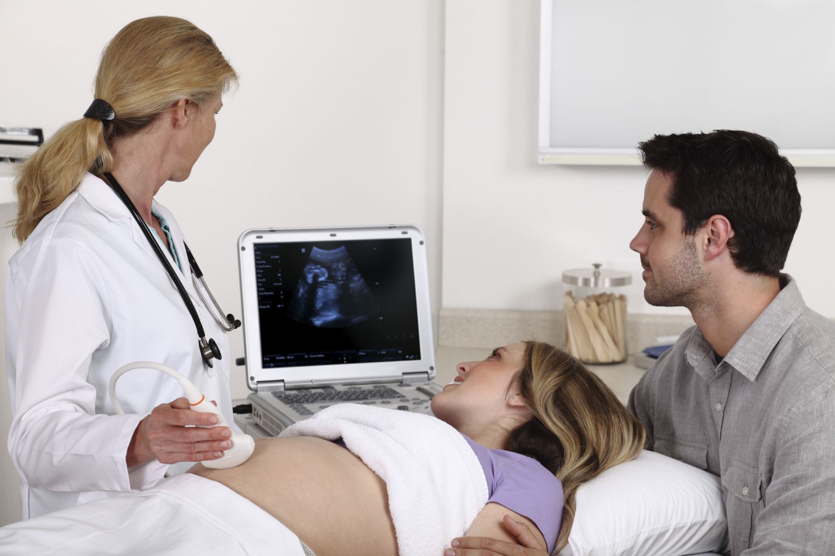 NHAU THAI TIỀN ĐẠO VÀ NHỮNG ĐỊA CHỈ KHÁM UY TÍN TẠI TP. HỒ CHÍ MINH
