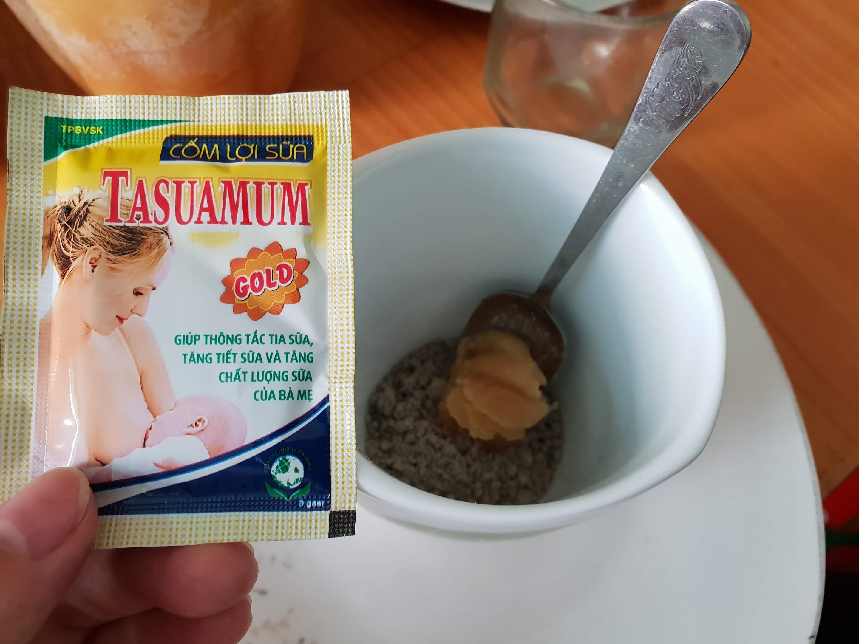 Cốm lợi sữa Tasuamum