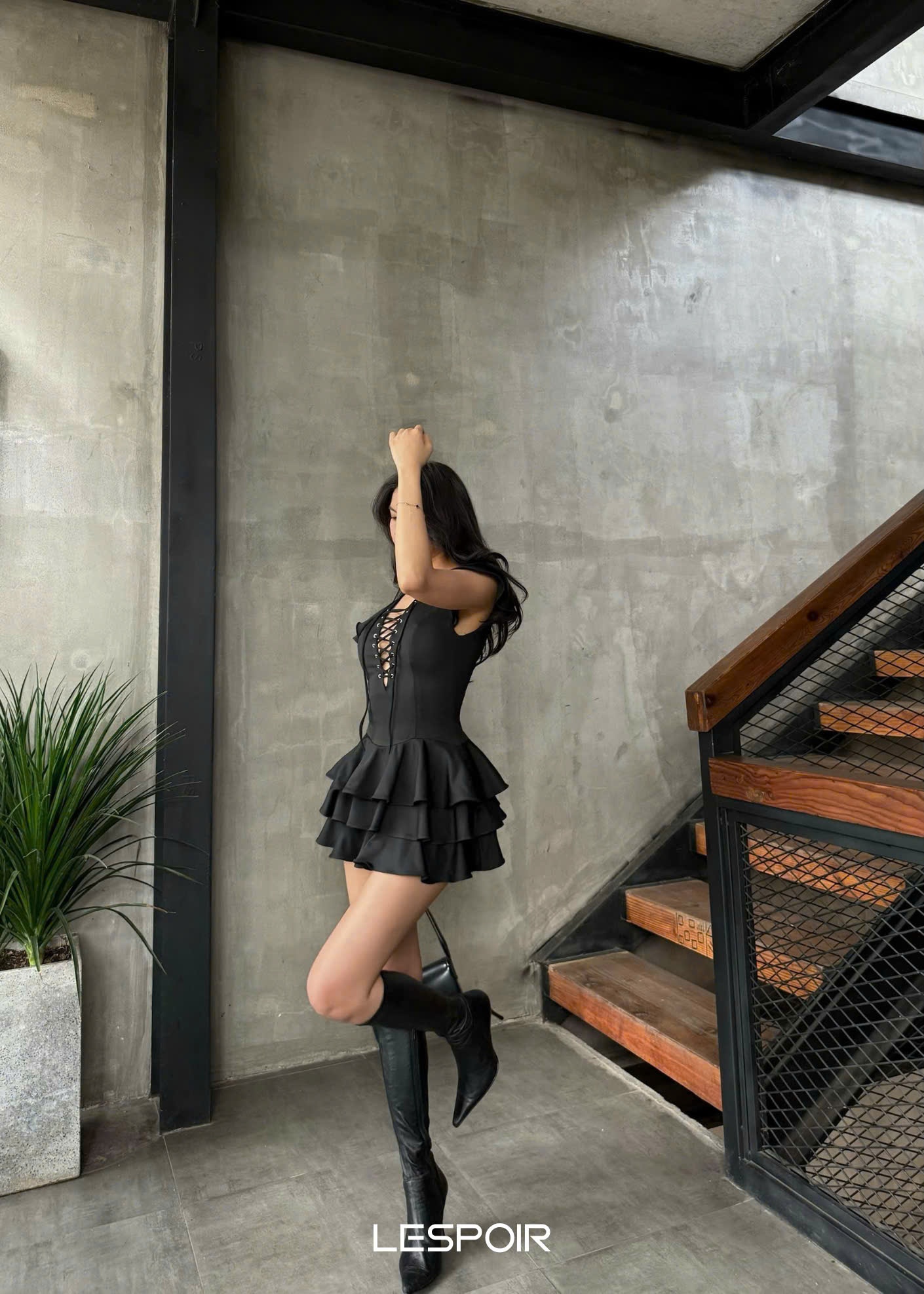 LP.001245 Đen