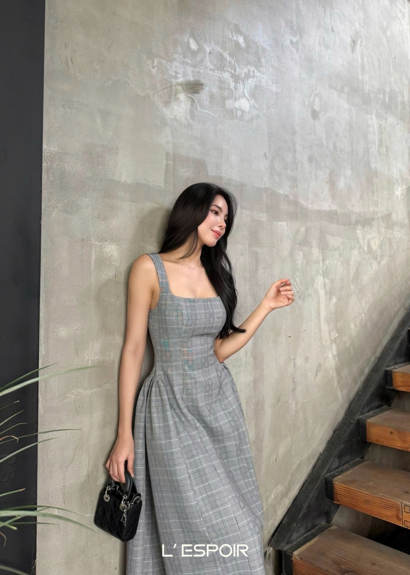 LP.001408 Xám Sọc