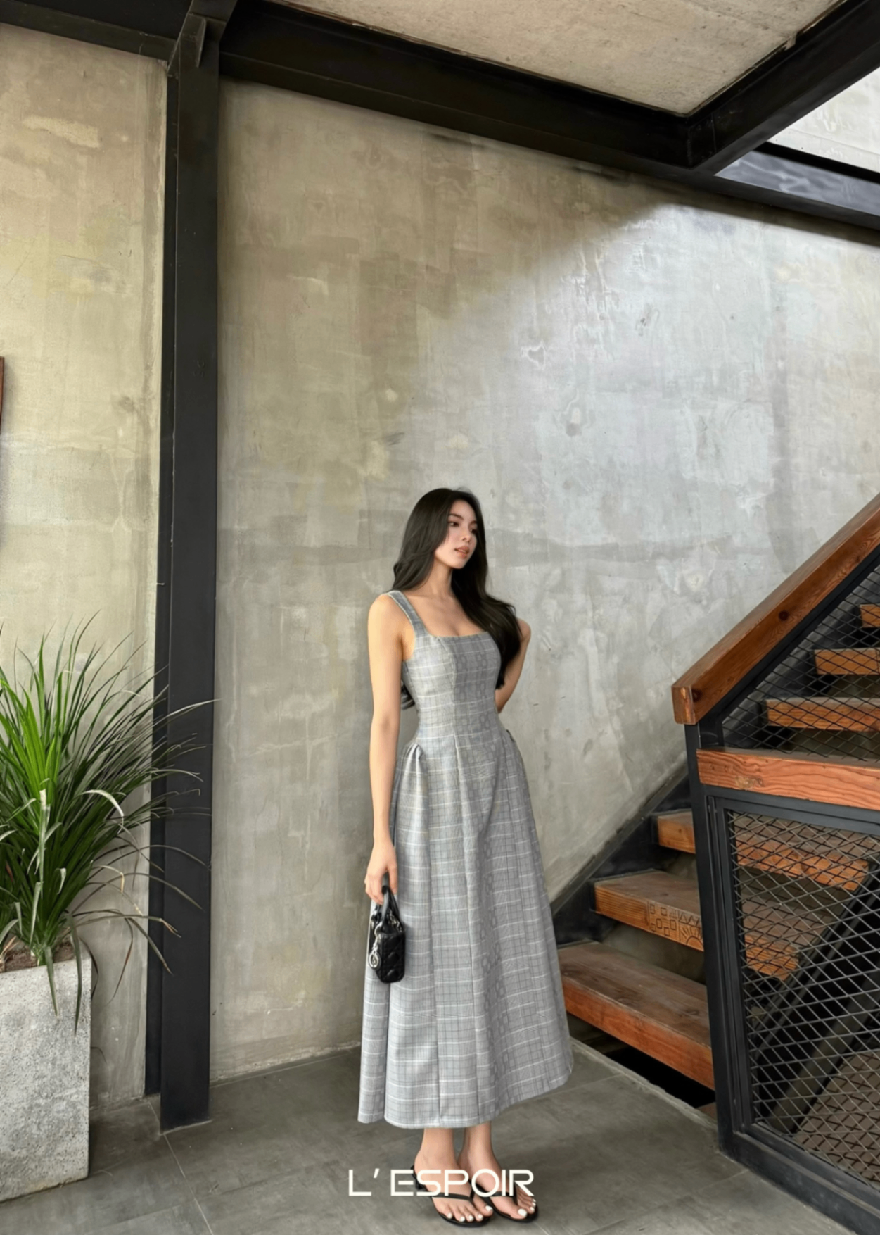LP.001408 Xám Sọc