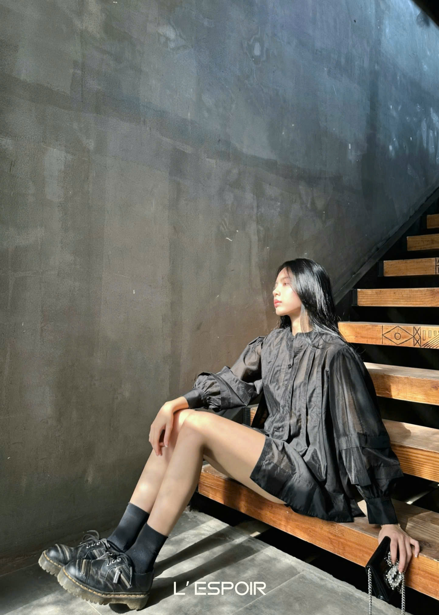 LP.000831 Đen (Áo)