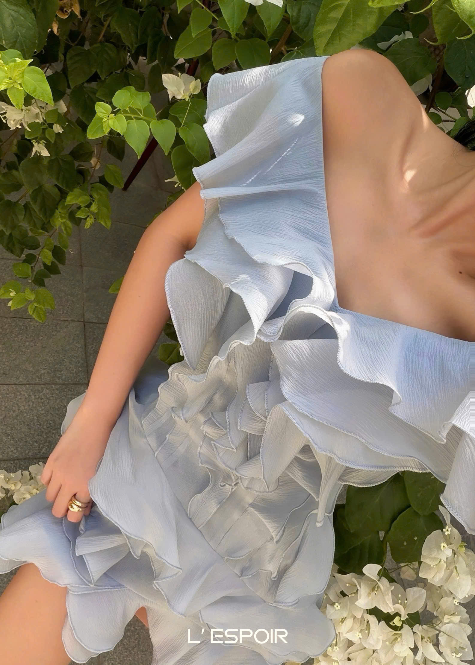 LP.001079 Xám