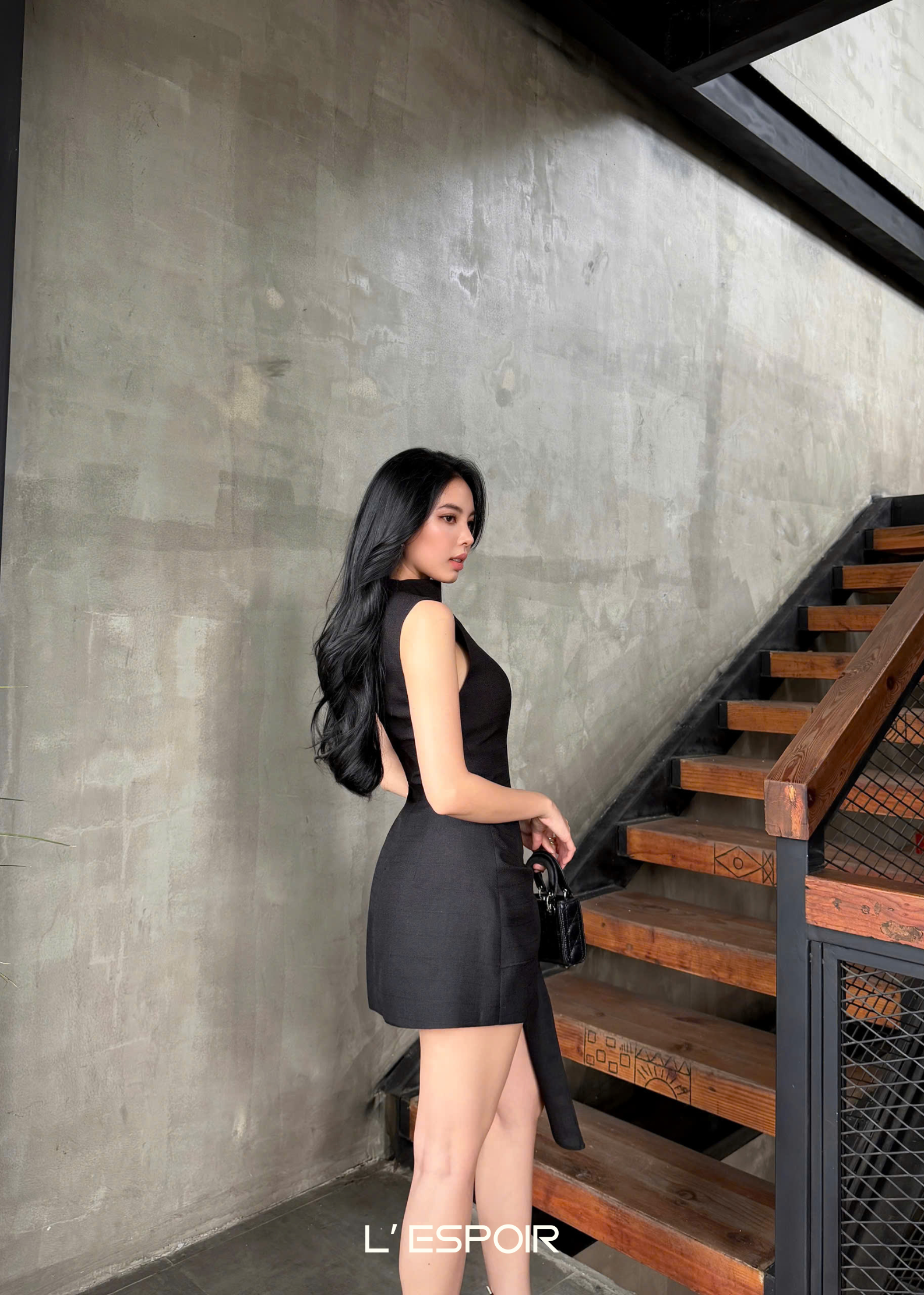 LP.001495 Đen