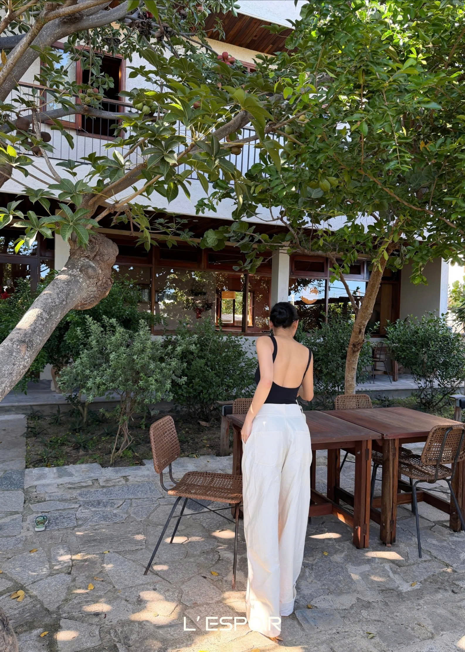 LP.001507 Đen (Áo Suite)