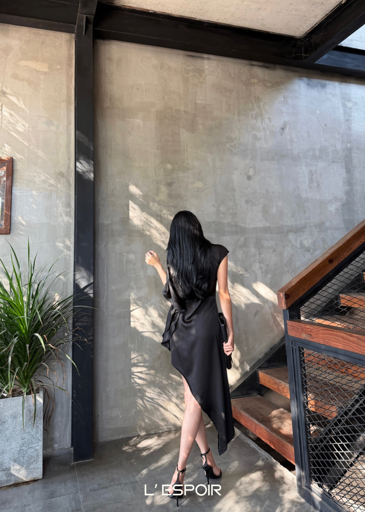 LP.001529 Đen