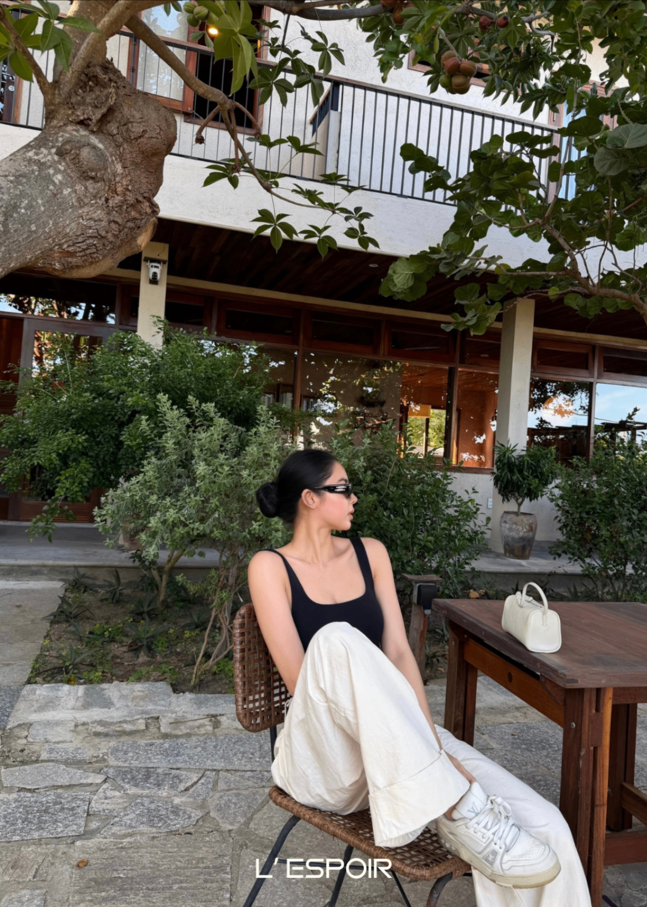 LP.001507 Đen (Áo Suite)