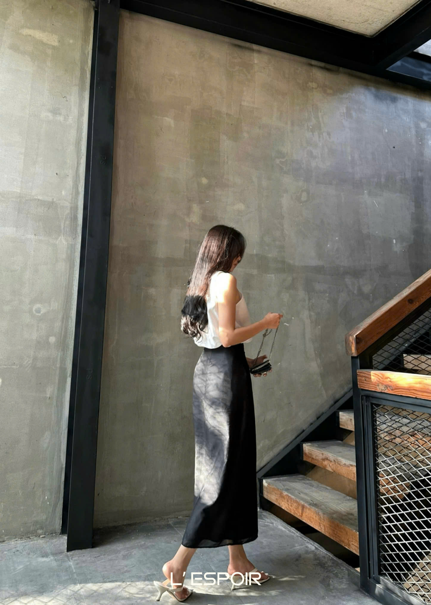 LP-000750-Trang-Ao--7.png?v=1778216452