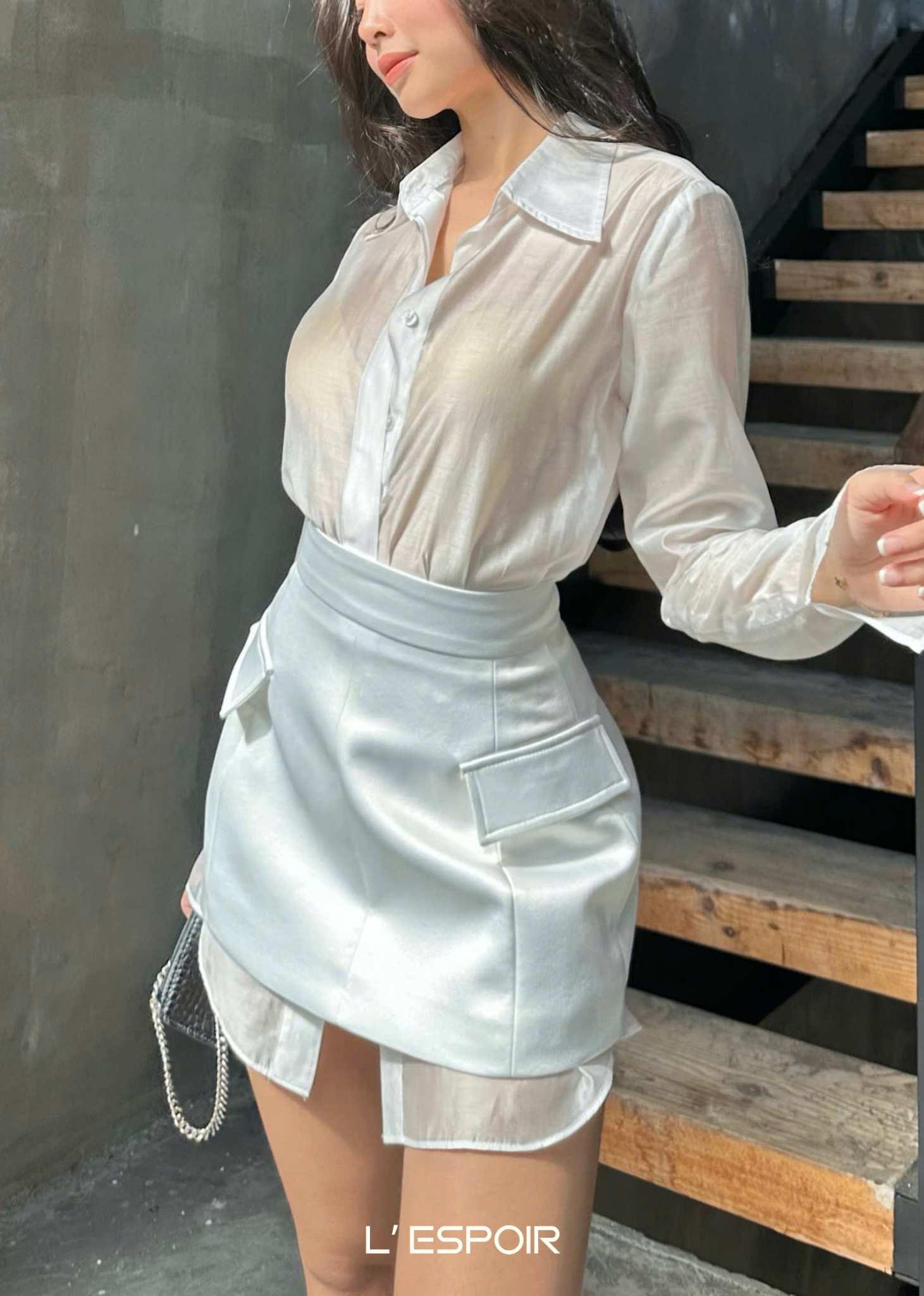 LP-000755-Trang-Ao--5.png?v=1778216810
