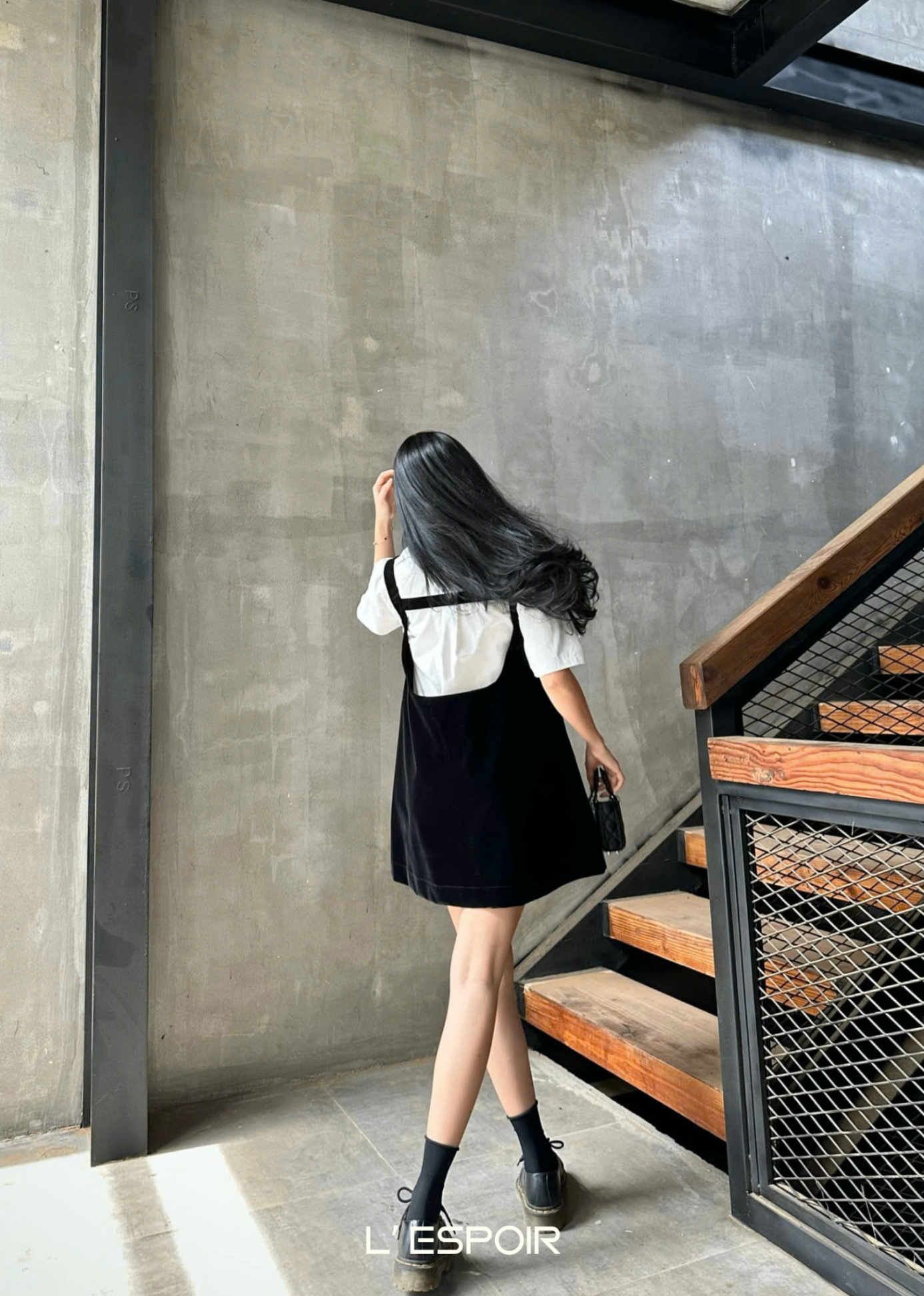 LP-000820-Trang-Ao--8.png?v=1780061138