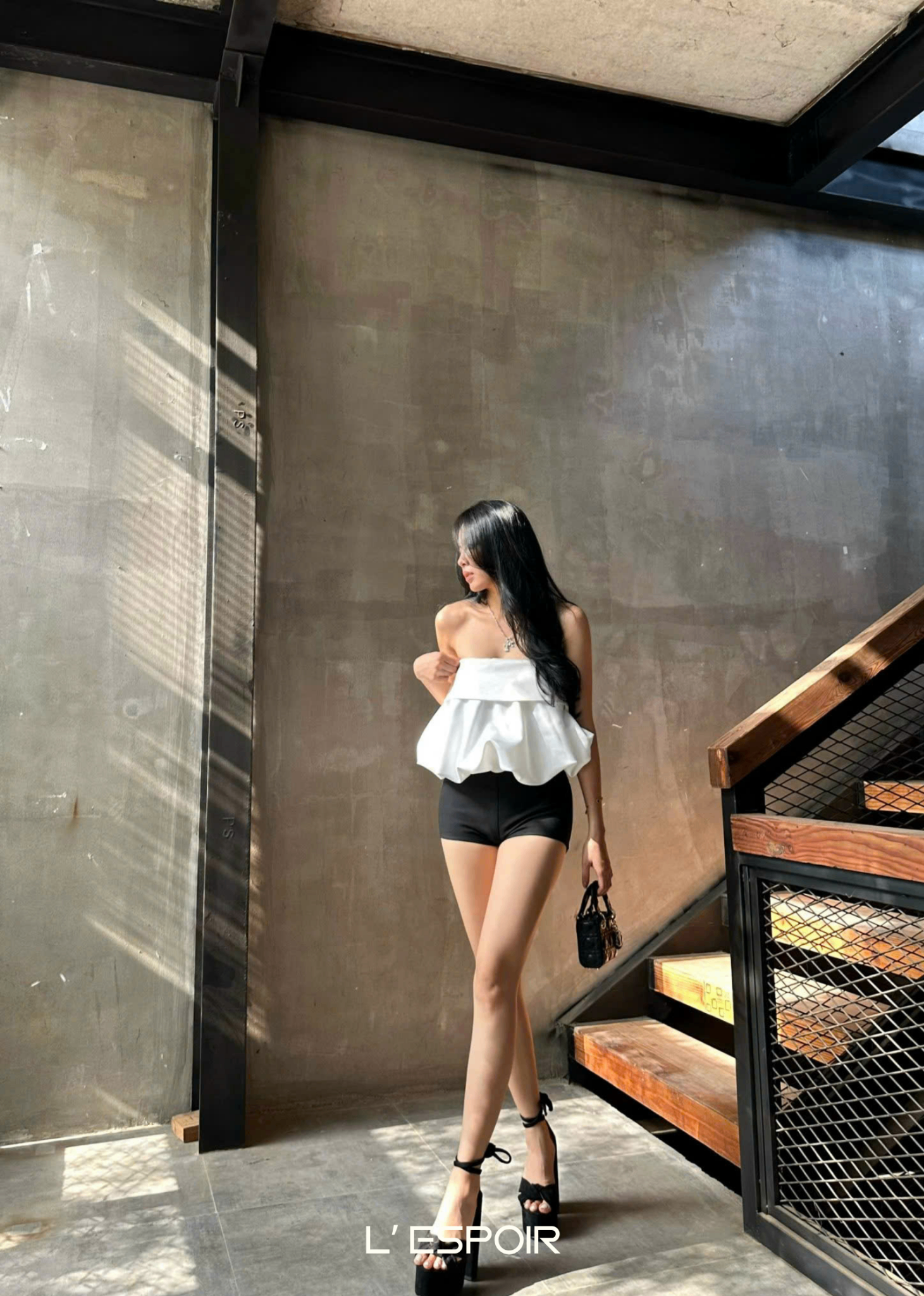 LP-000829-Trang-Ao--4.png?v=1780139834