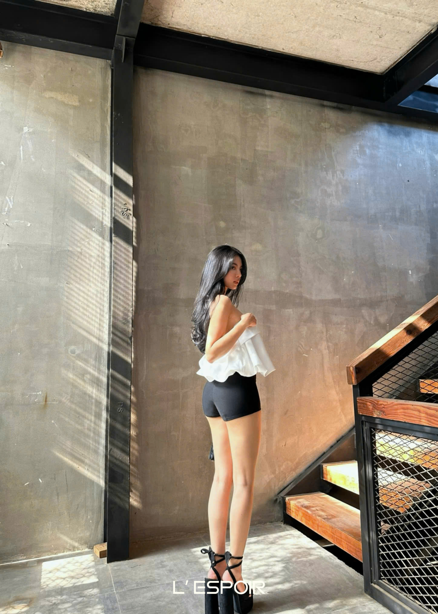 LP-000829-Trang-Ao--6.png?v=1780139873