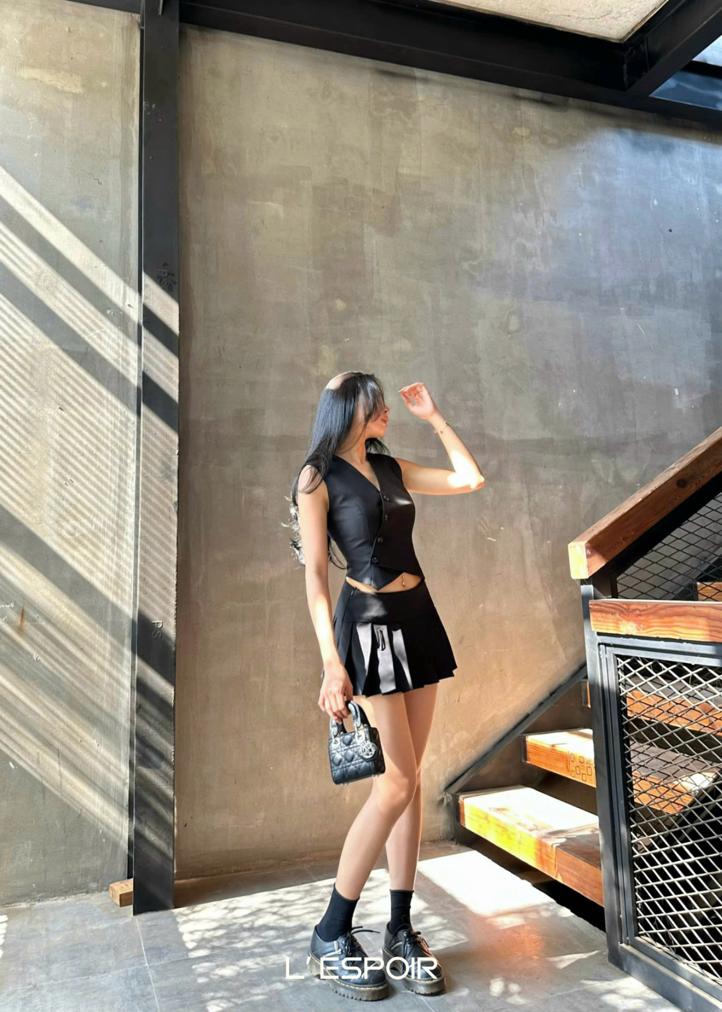 LP-000832-Den-Ao--4.png?v=1780140165