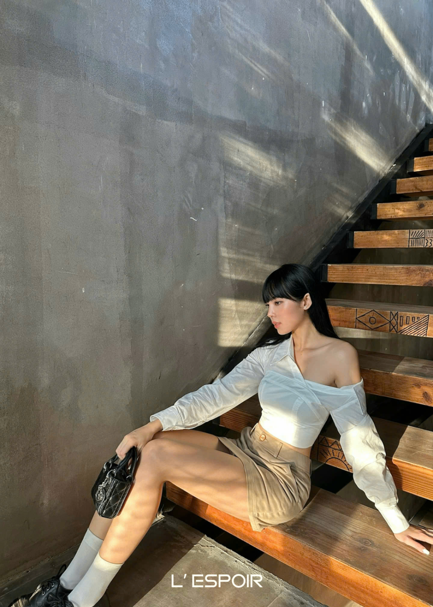 LP-000866-Trang-Ao--1.png?v=1781323364