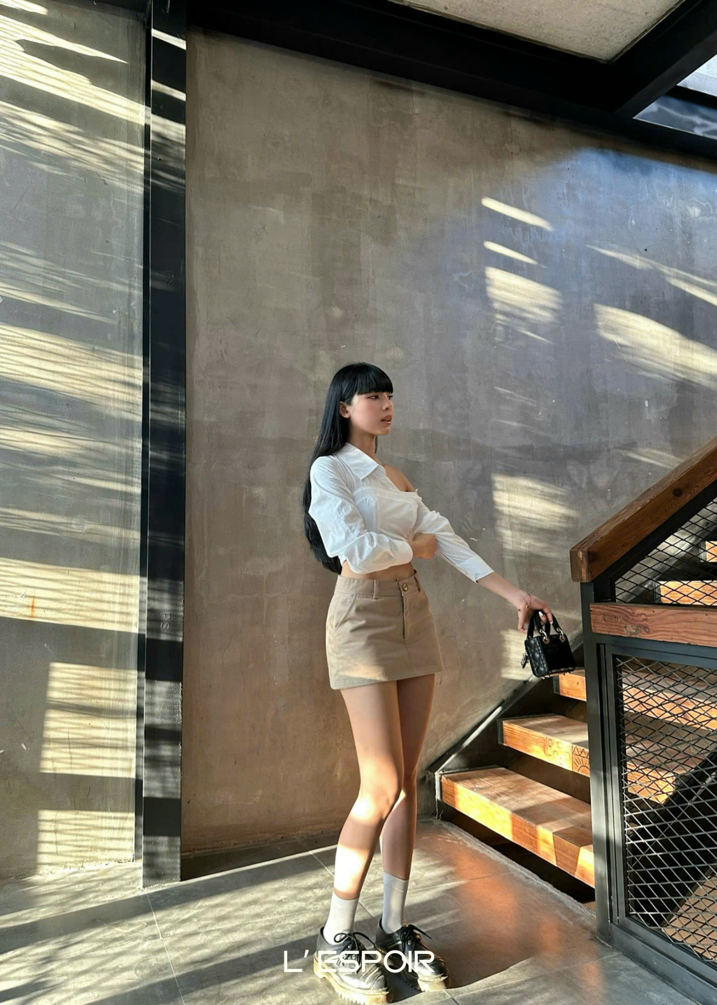 LP-000866-Trang-Ao--6.png?v=1781323400