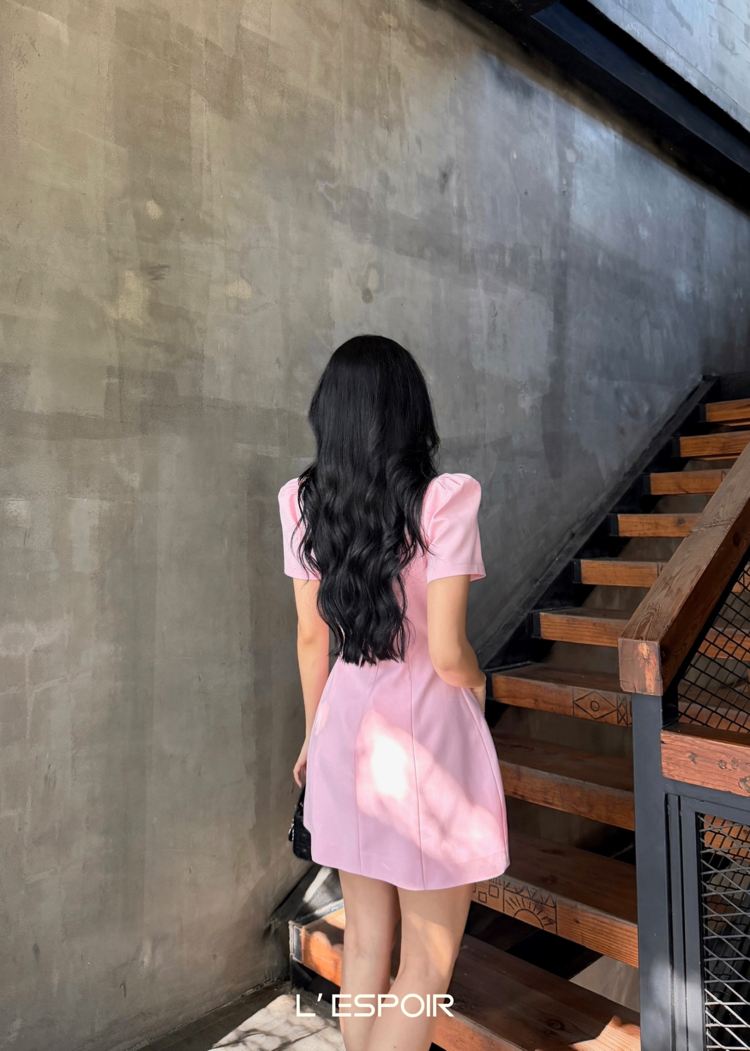 LP-001524-Hong.png?v=1775452887