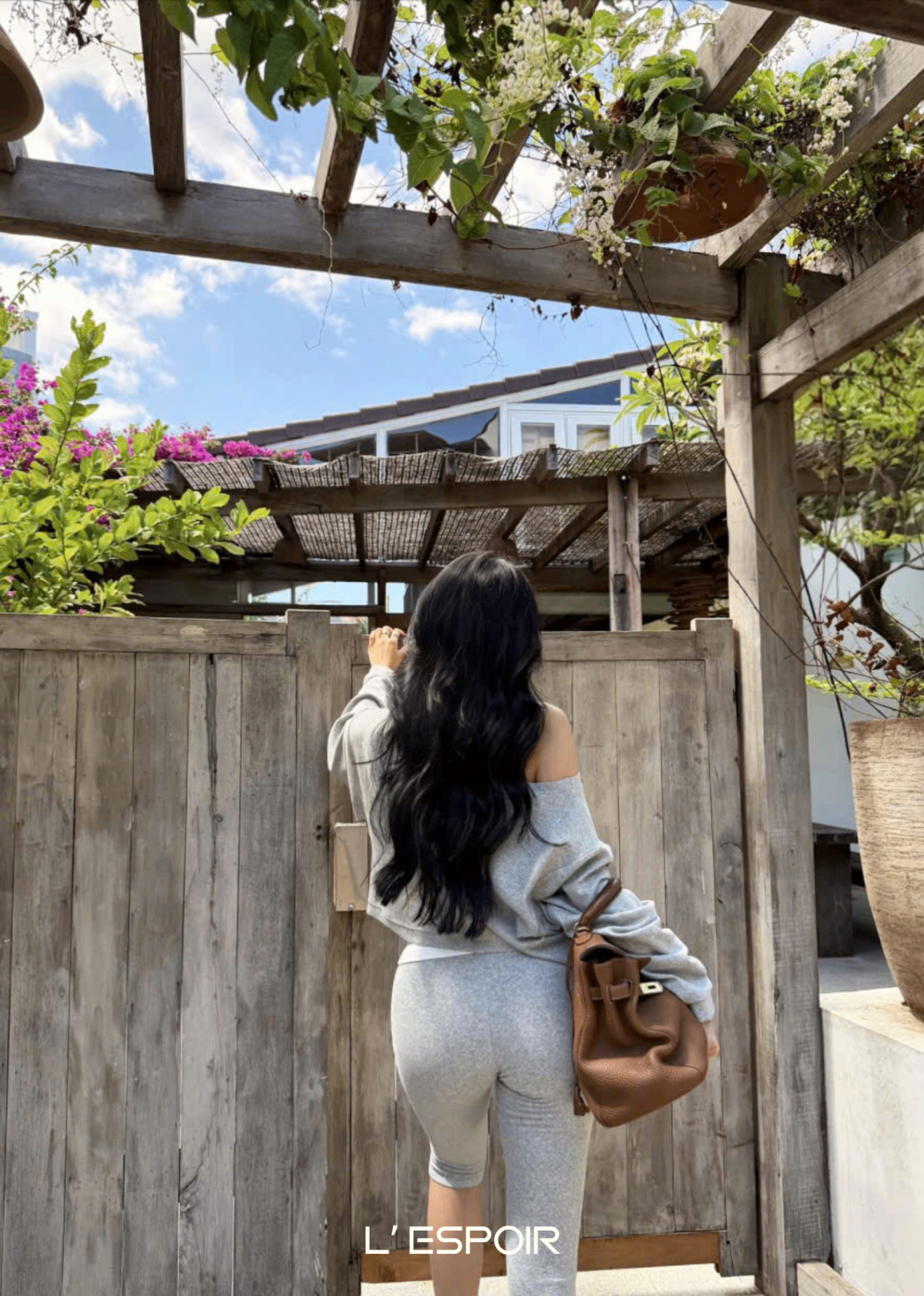 LP-001566-Trang-Ao--3.png?v=1774425278