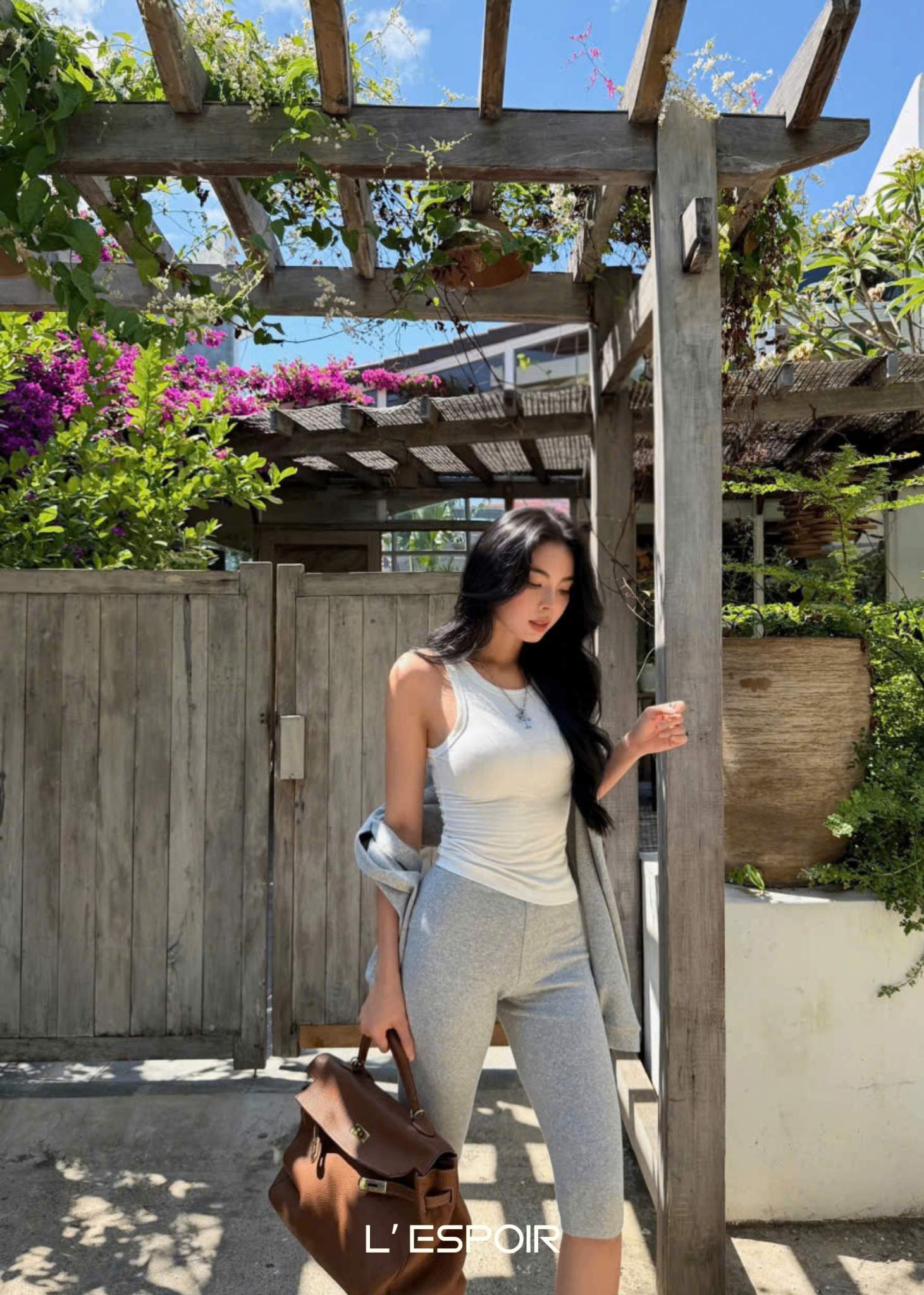 LP-001566-Trang-Ao--6.png?v=1774425416