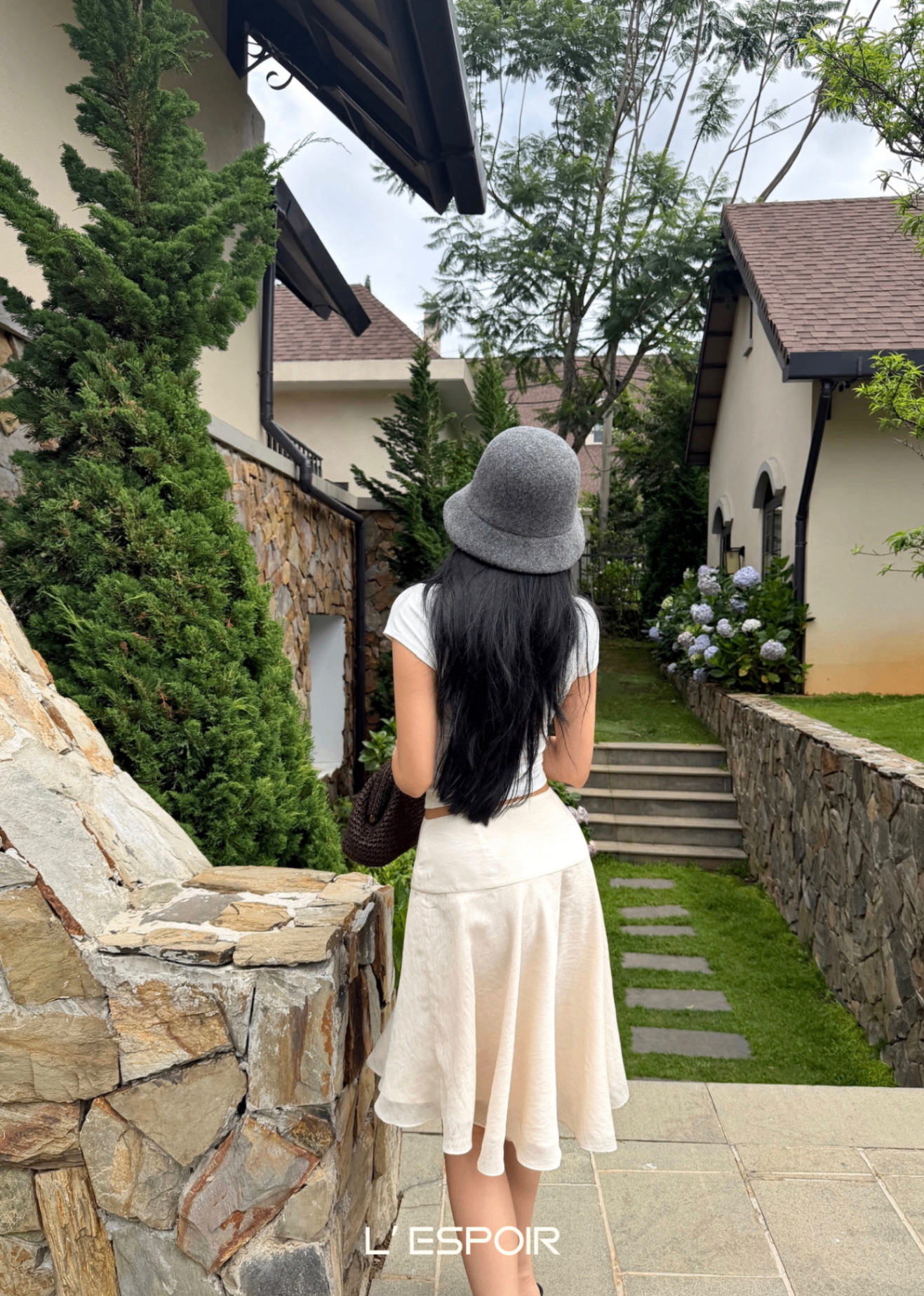 LP-001605-Trang-Ao--10.png?v=1779259279