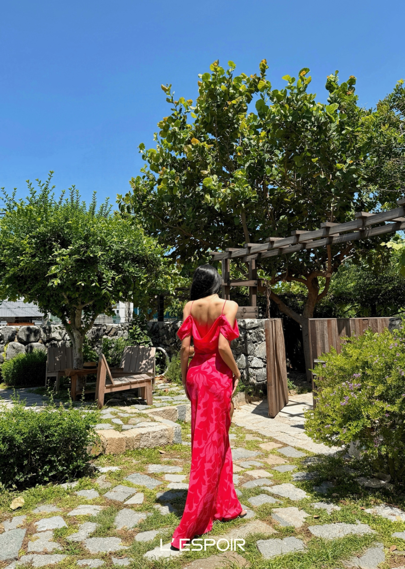 LP-001627-Hong-2.png?v=1782711674