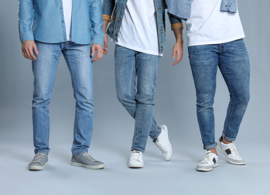 Tong-hop-5-mau-quan-jeans-nam-hot-nhat-2025_quần-jeans-nam-hot-nhất.jpg