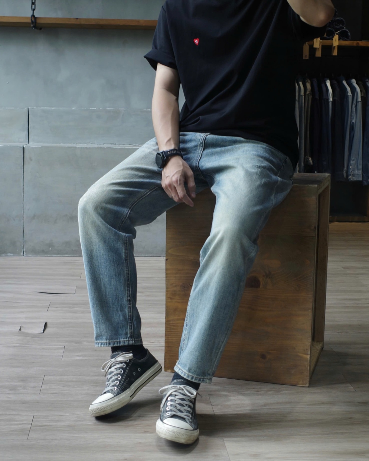 Quần jean baggy xanh xước SURF DNST 9363