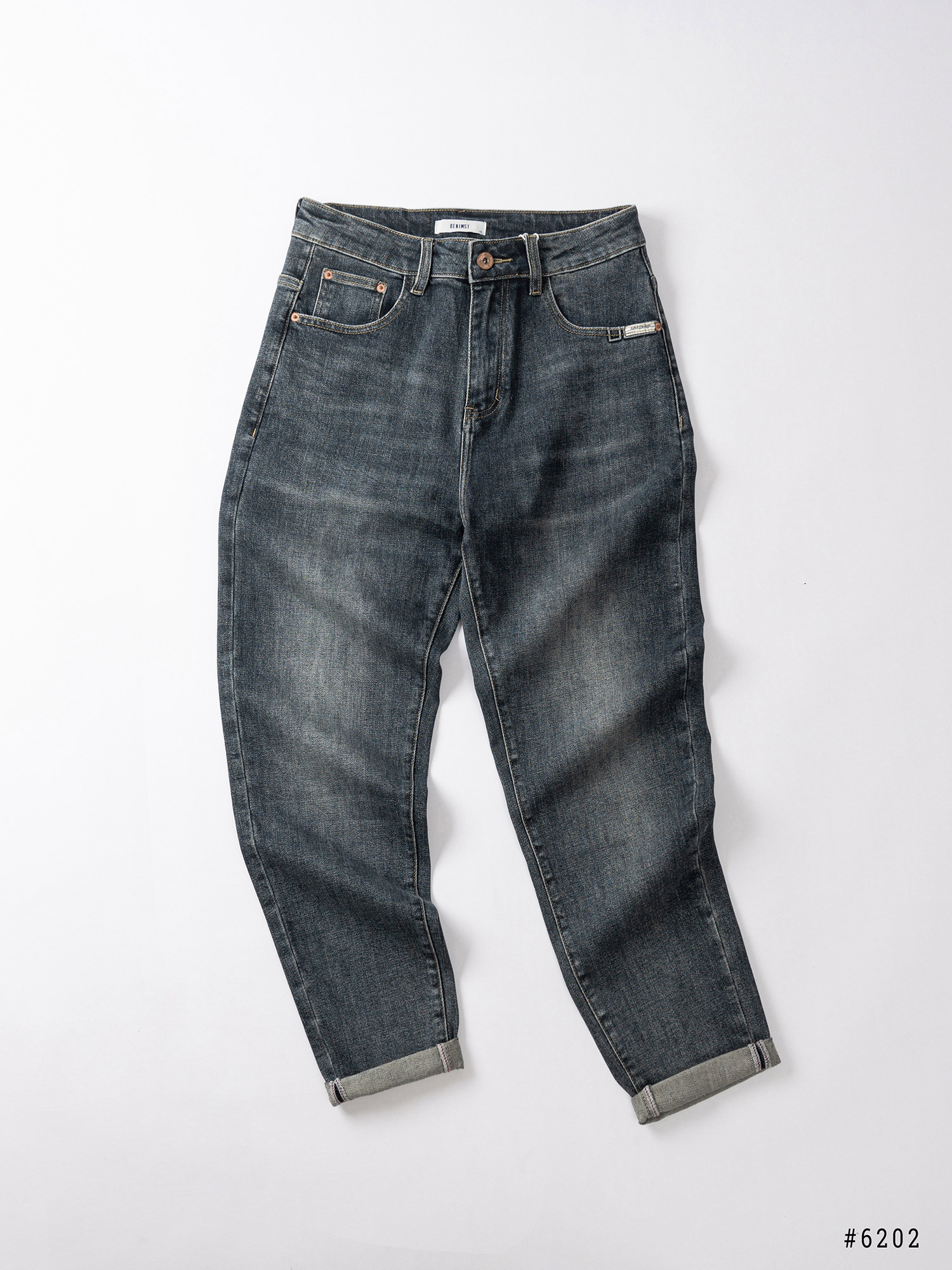 Quần jean carrot fit xanh trơn Art DNST 6202