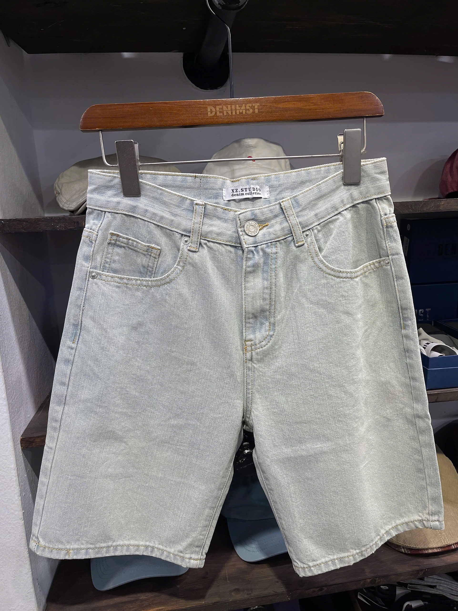 Quần short jeans xanh bạc DNST 2110