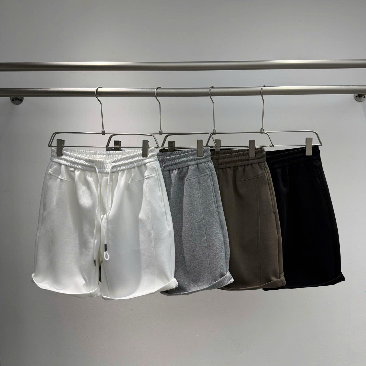 Quần short nỉ EVISU DNST 7559