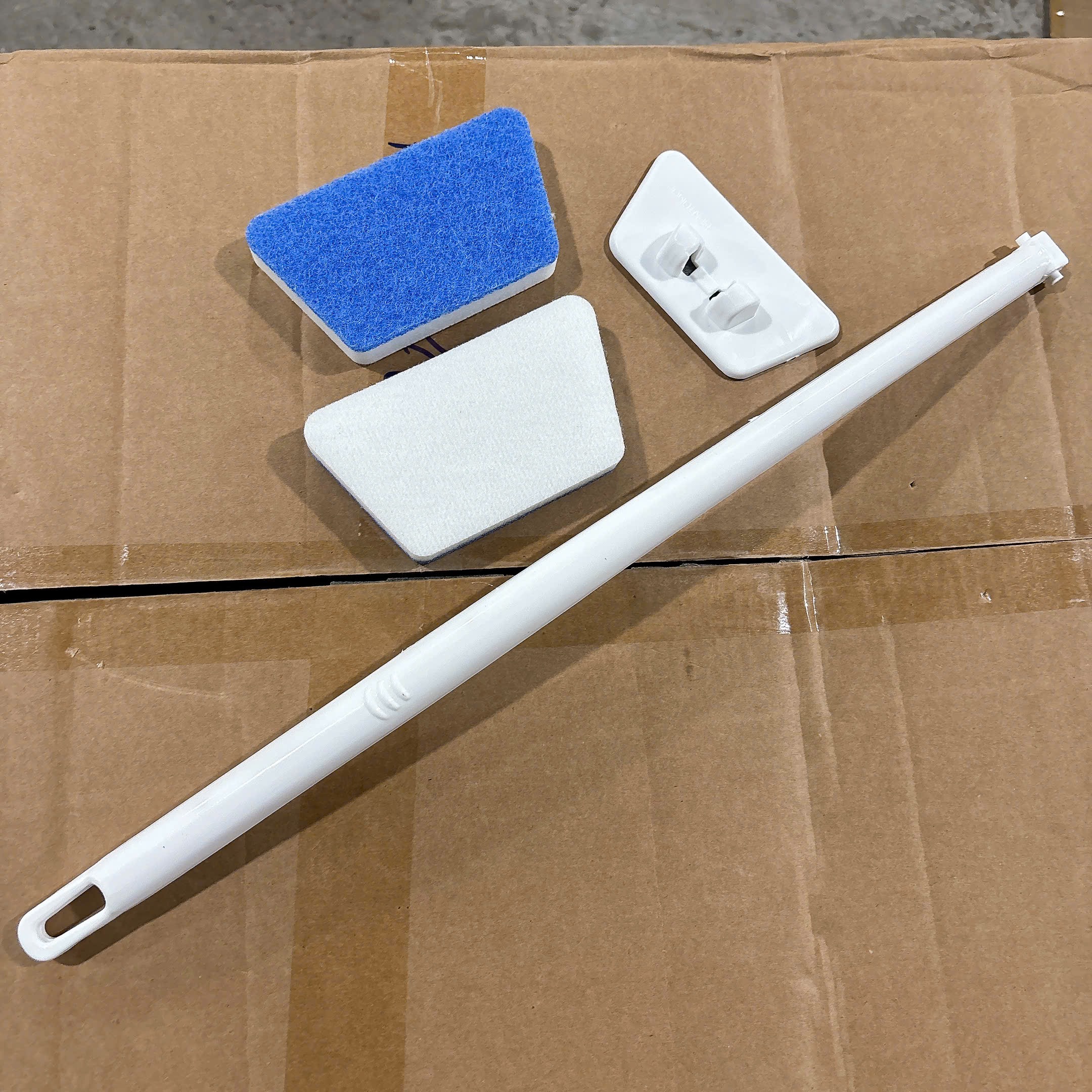 [100] Cọ Chùi Rửa Nhà Tắm Beto M-8 (2bông)*