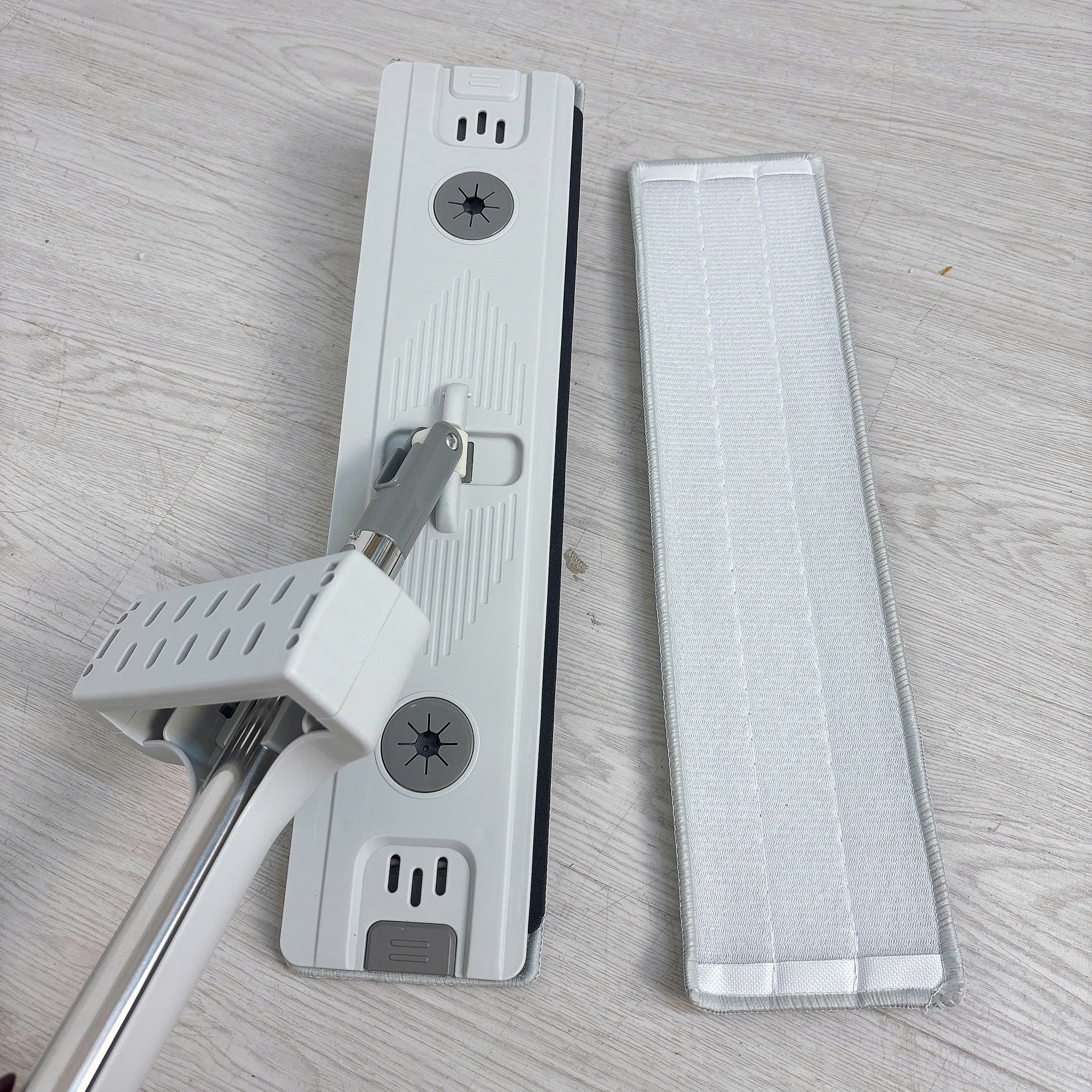 [20] Cây Lau Nhà Tự Vắt Bản 45cm Waha M-45*