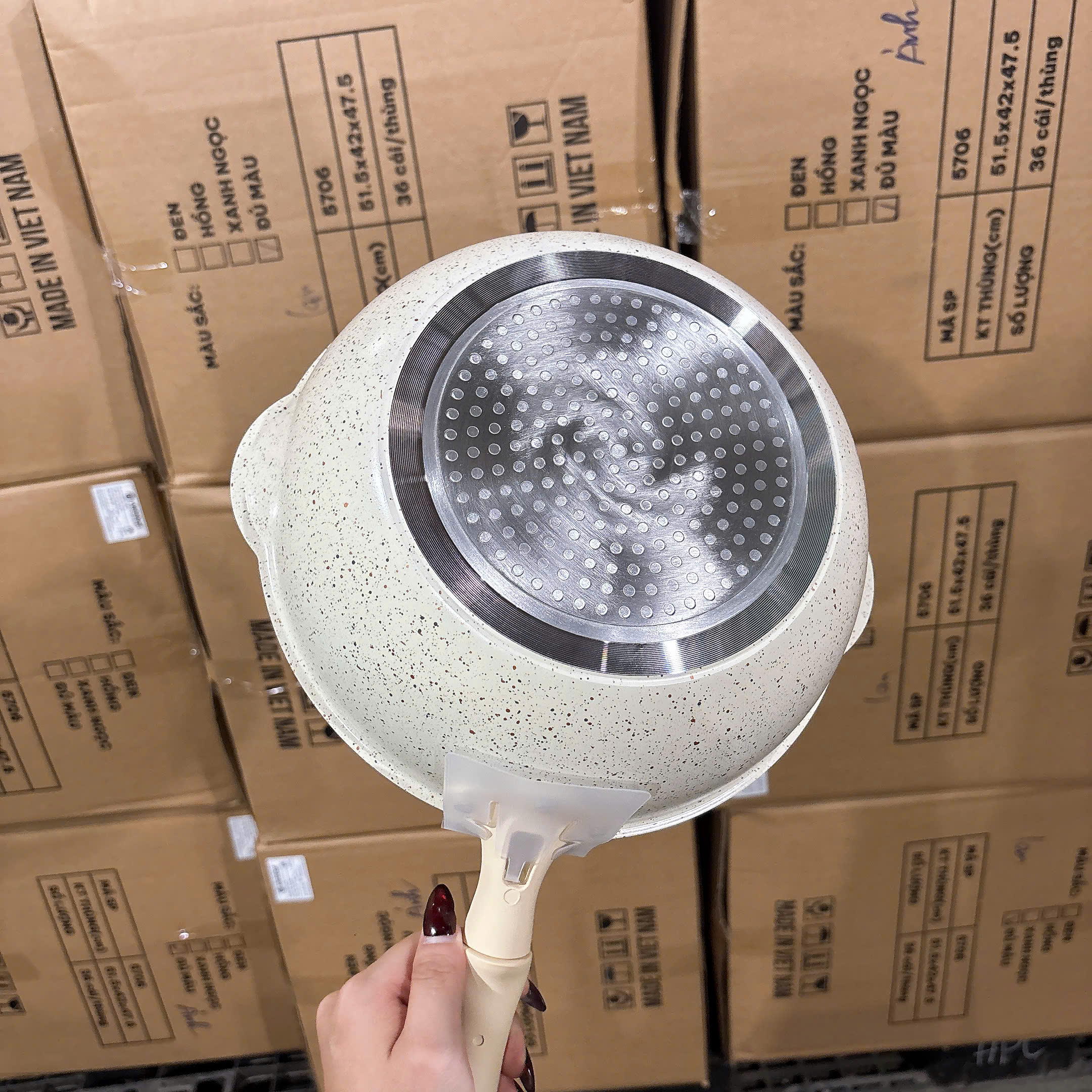 [30] Chảo Tai Trắng EMOOJOO 24cm*