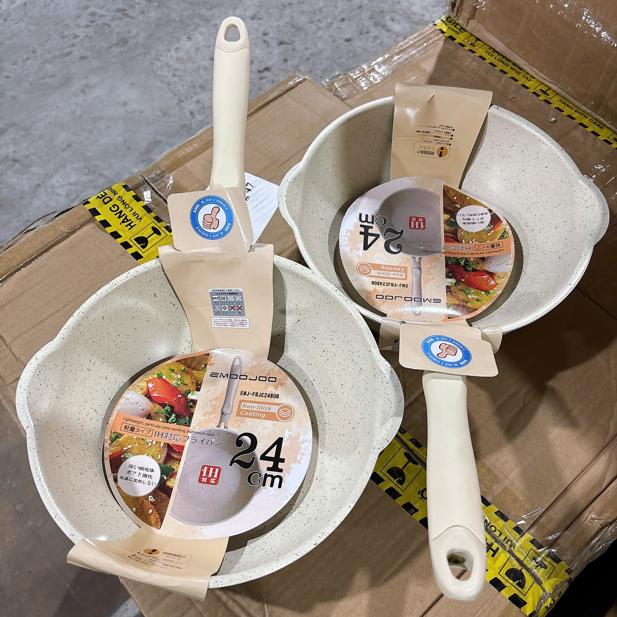 [30] Chảo Tai Trắng EMOOJOO 24cm*