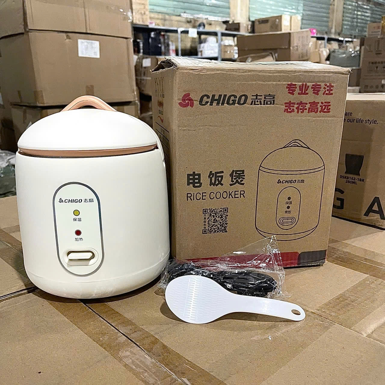 [8] Nồi Cơm Điện Mini CHIGO
