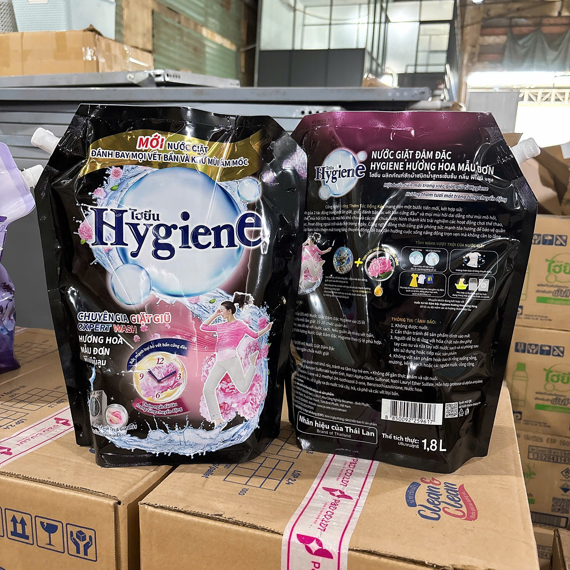 [8] Nước Giặt Quần Áo HYGIENE 1800ml - Đen