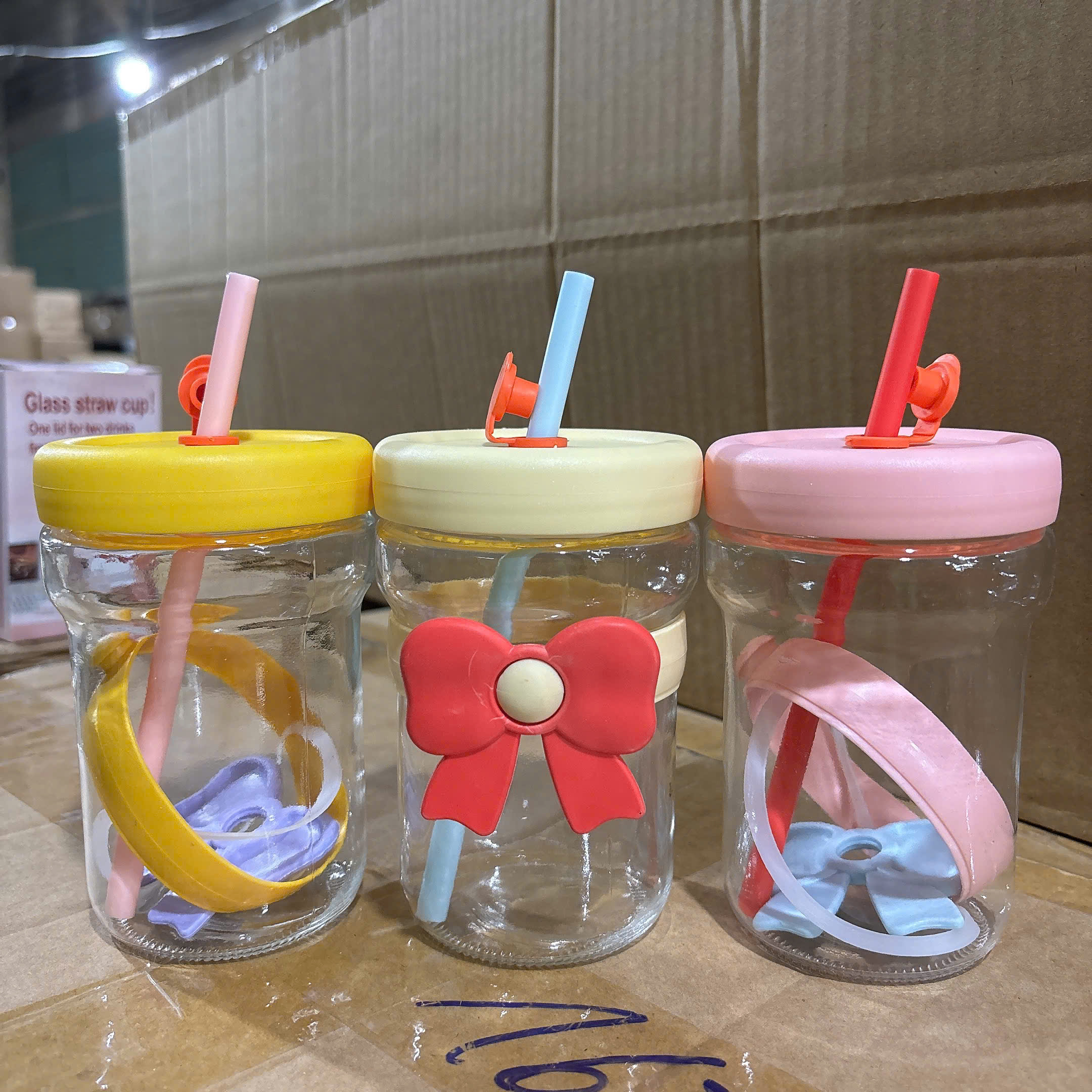 [68] Cốc Thuỷ Tinh Charm Nơ 450ml