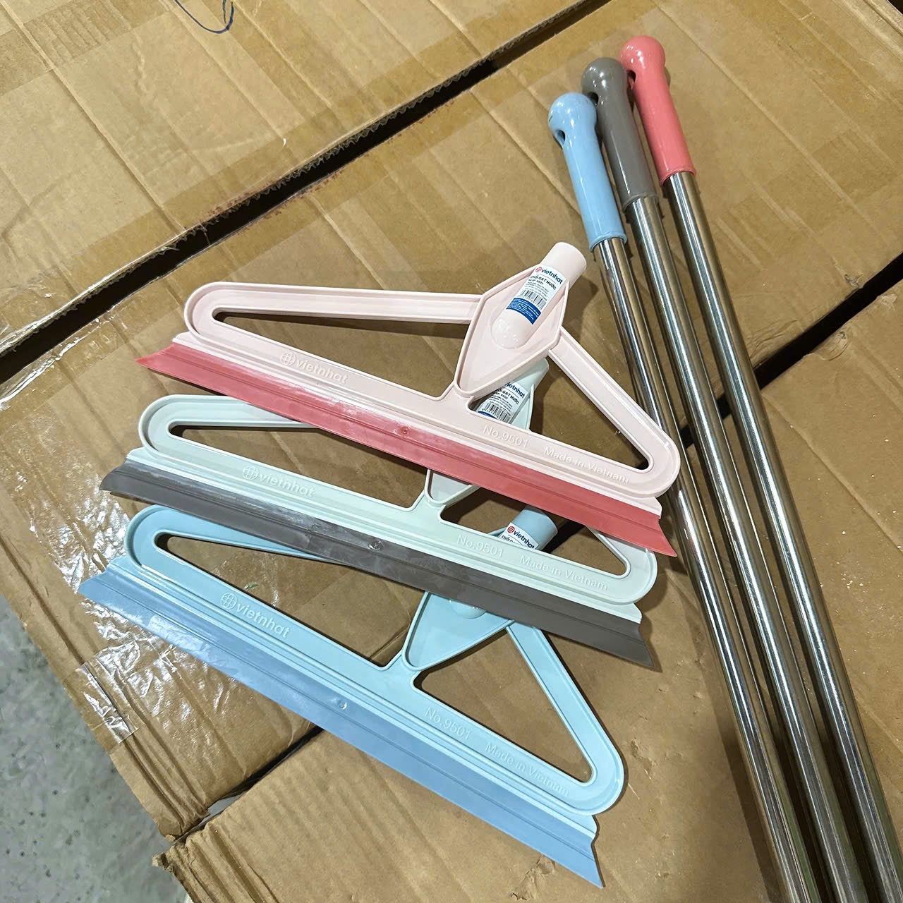 [20] Chổi Gạt Nước 9501