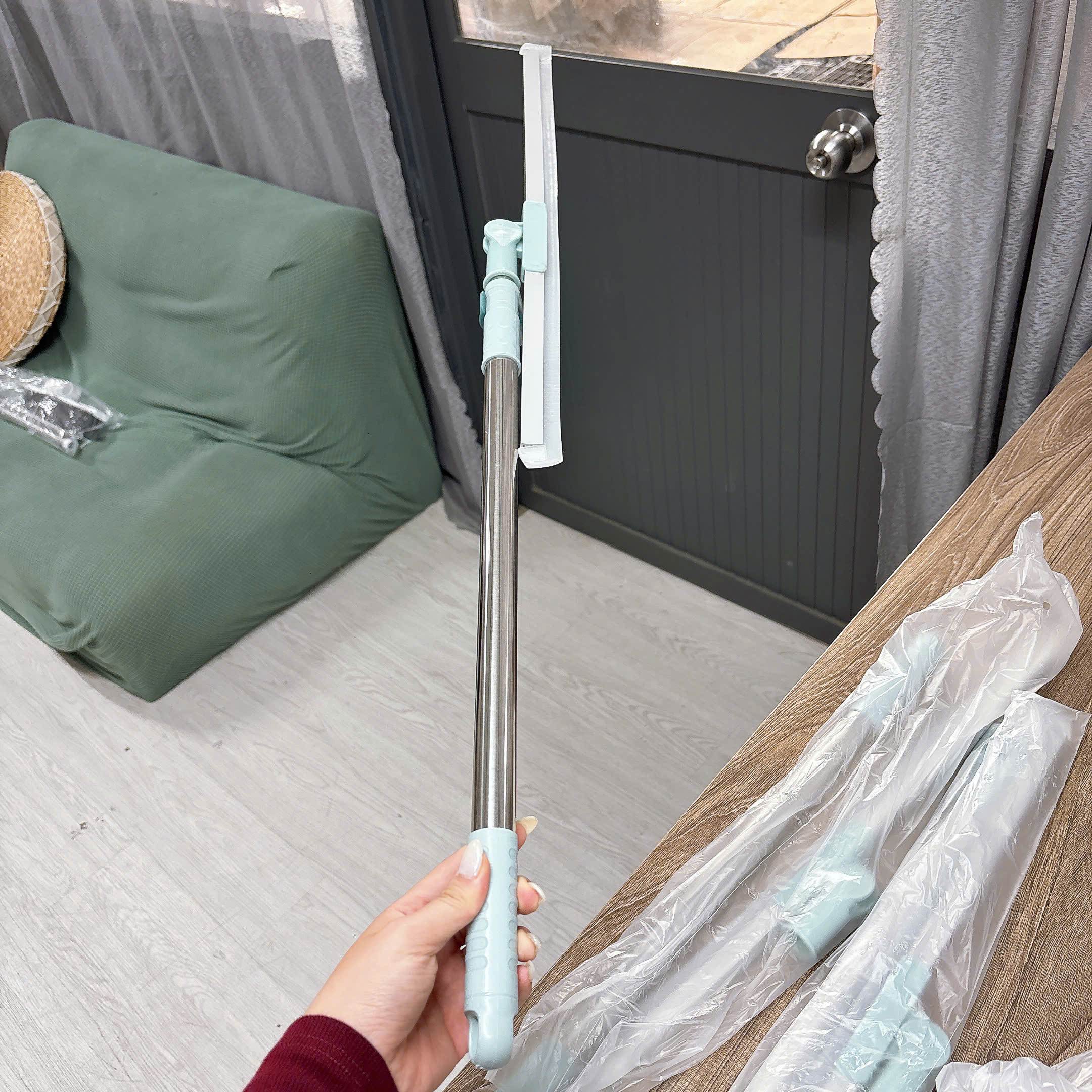 [90] Chổi Gạt Nước 50cm XANH Mẫu Mới
