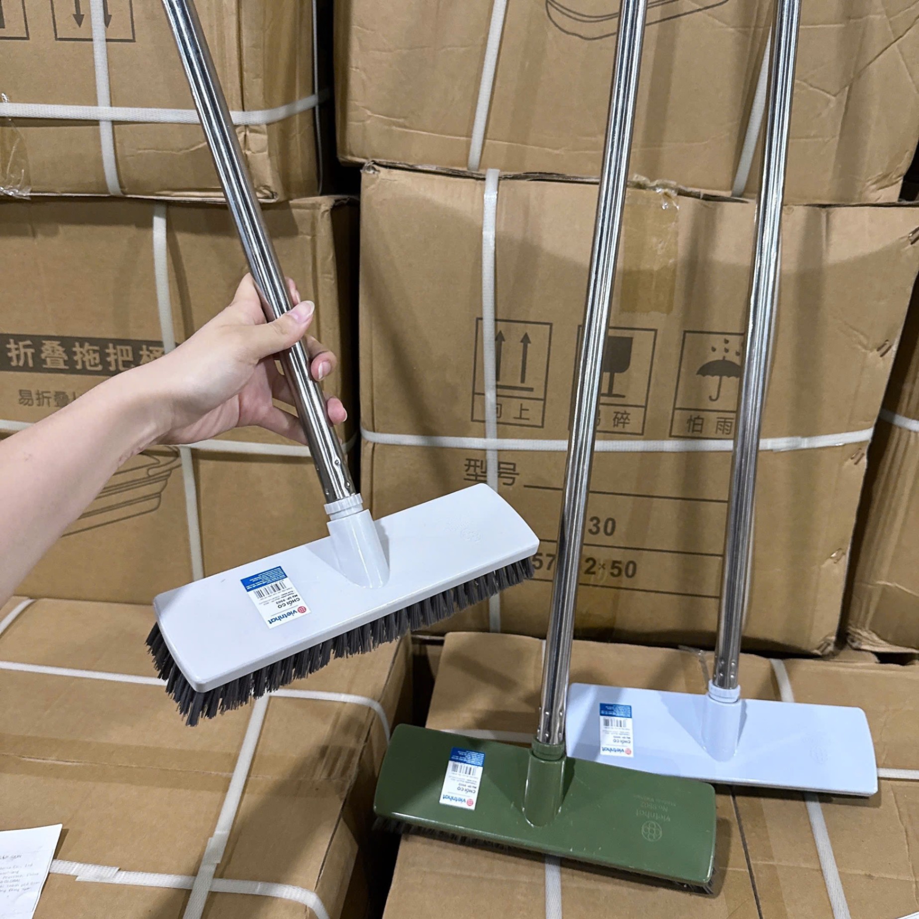 [12] Chổi Cọ 9502 (130cm)