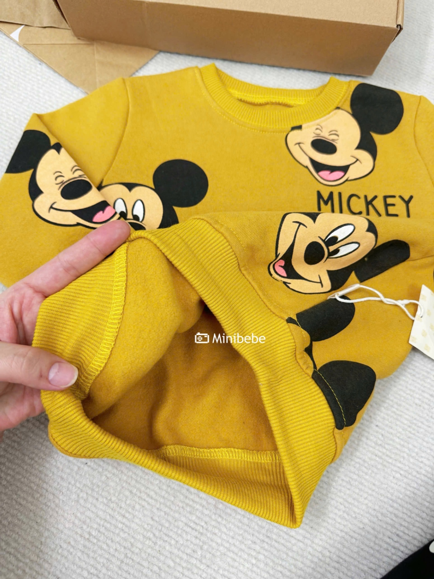 Bộ nỉ micky vàng vnxk