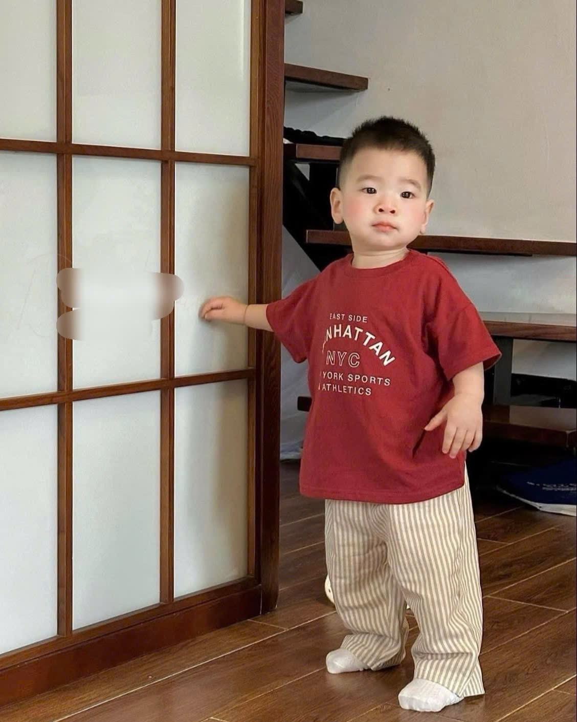 Set áo cộc đỏ quần suông