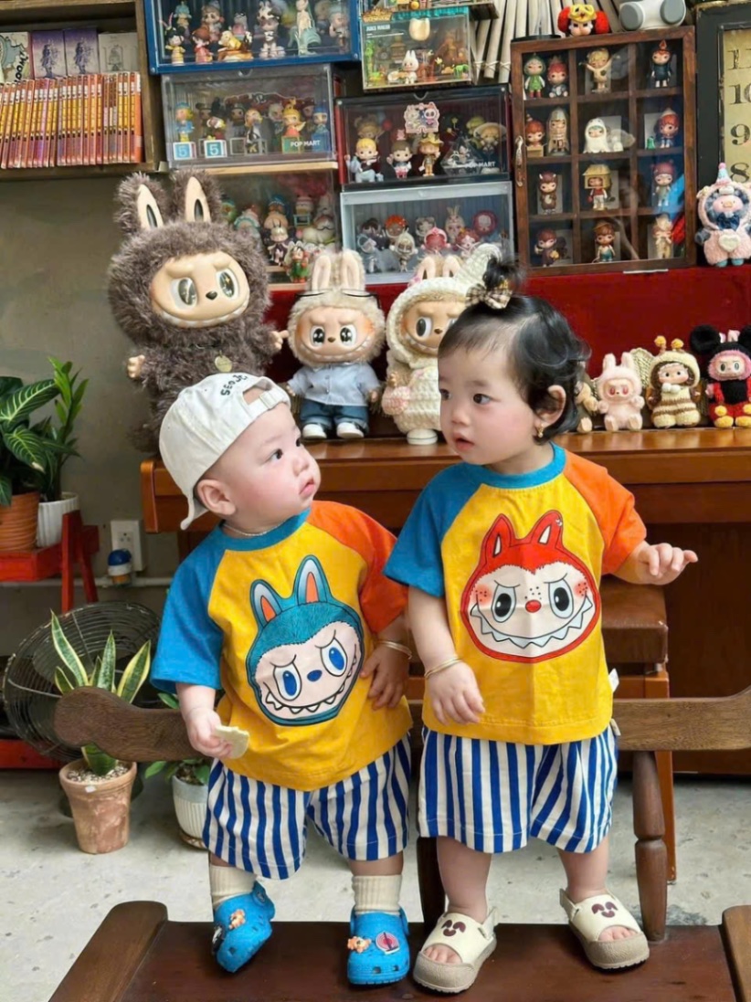 Set bộ labubu răng vổ cute 2 màu xanh vàng