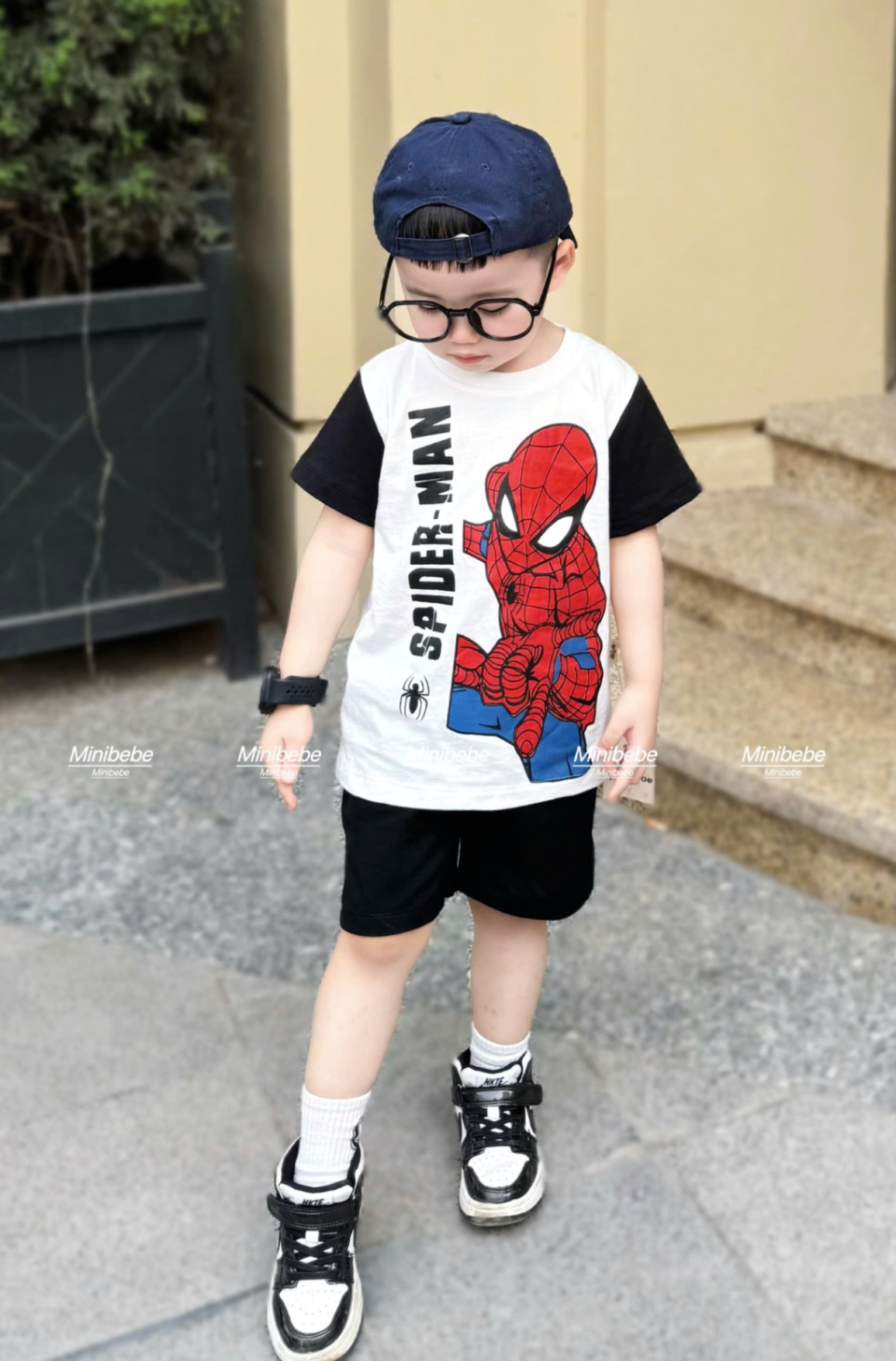 Set siêu nhân cổ tay đen phối quần đen (9/30kg)