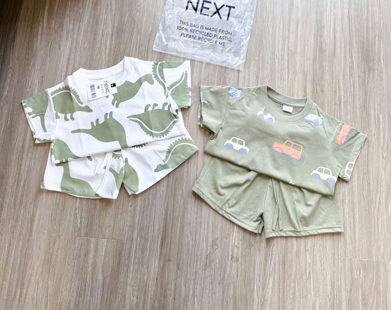 Set 2b khủng long xanh trắng(10/25kg)