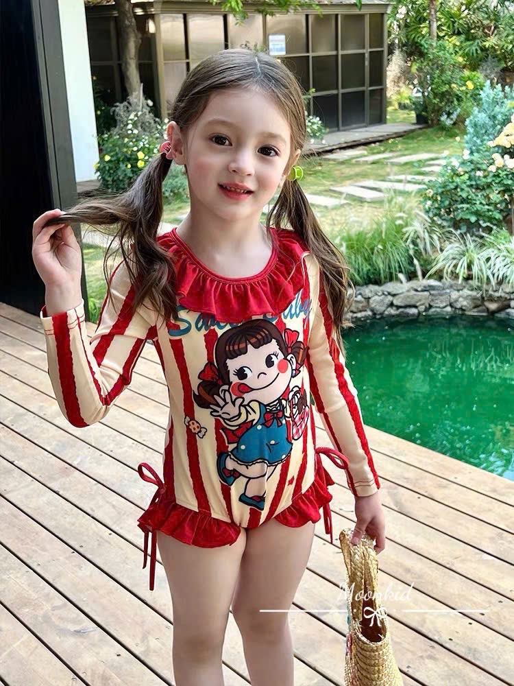 Bộ bơi bé gái tone đỏ