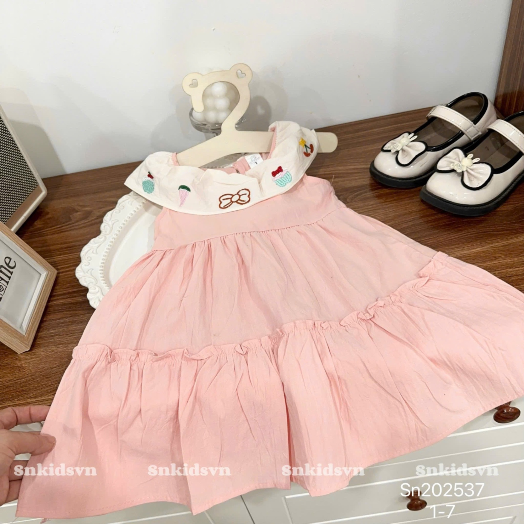 Váy hồng cổ thêu tiểu thư(10/20kg)