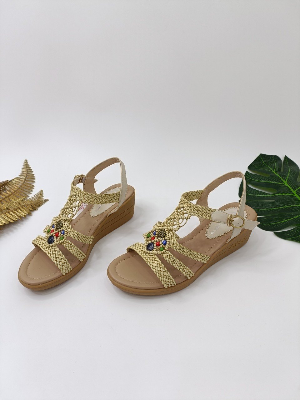 GIÀY SANDAL XUỒNG DÂY BỐ.