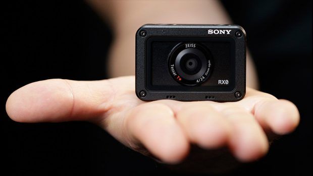 Cập nhật Firmware V2.00 cho máy ảnh Sony RX0