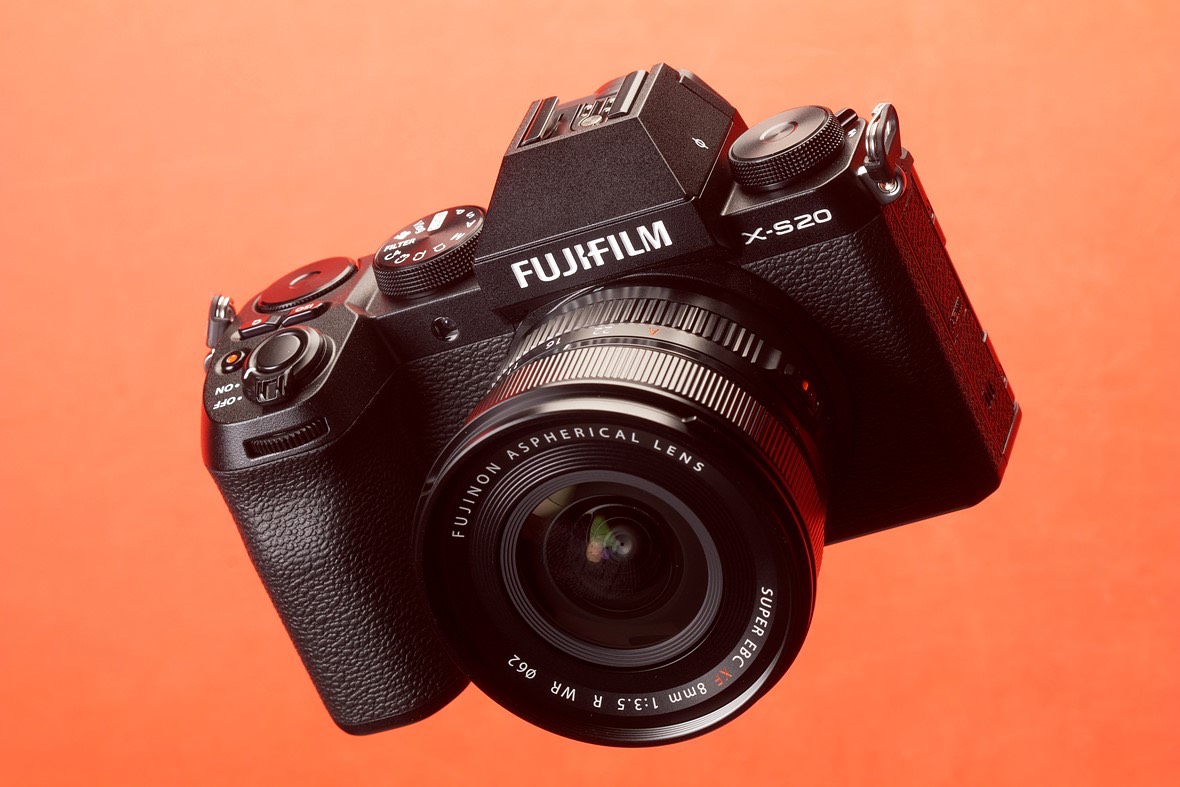 Fujifilm X-S20: Máy ảnh không gương lật APS-C tầm trung mạnh mẽ hơn, nhiều tính năng quay video hơn